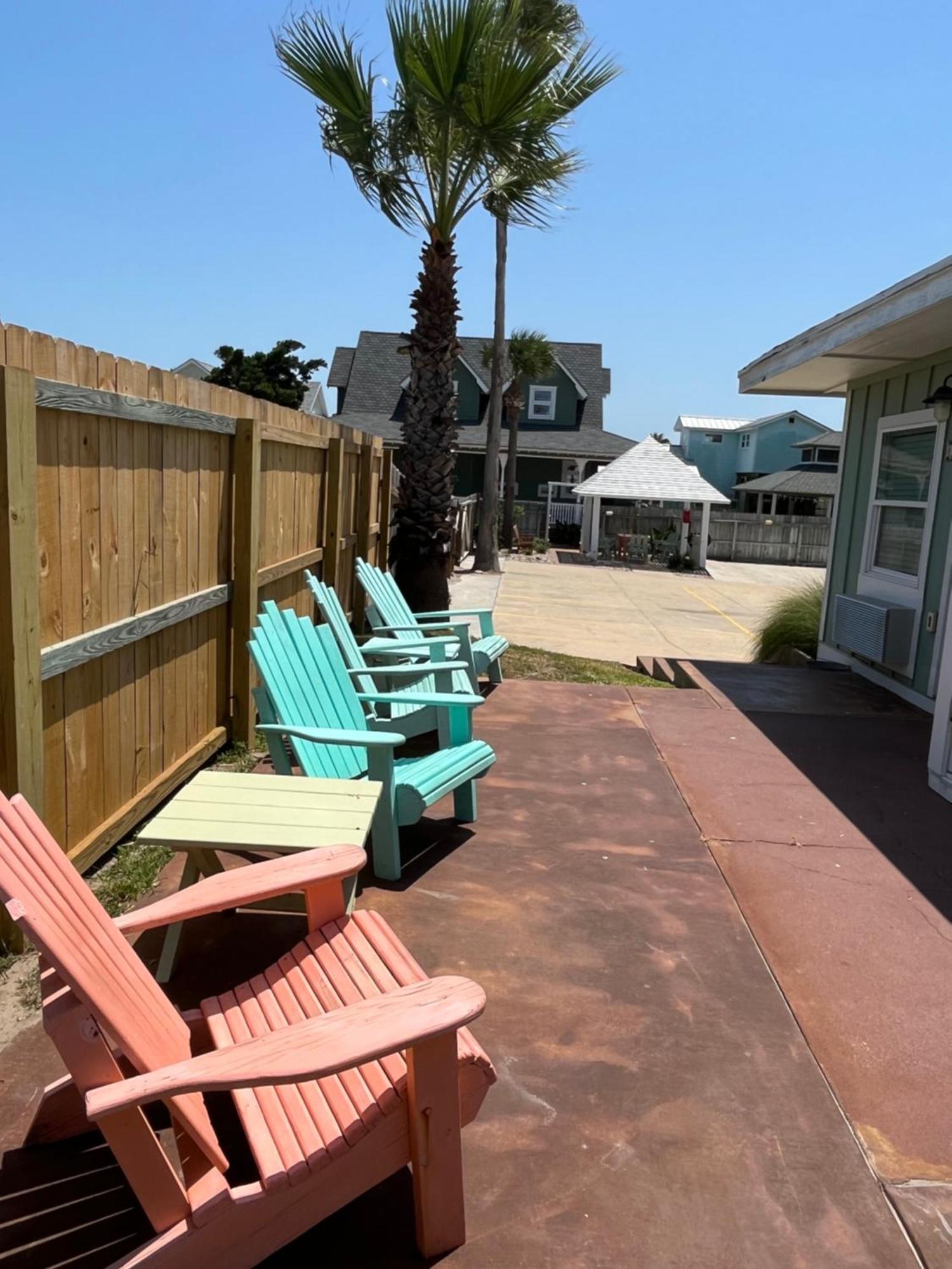 Seashell Village Resort Near The Beach With Kitchens Port Aransas Exterior foto